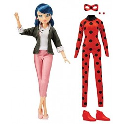 Rocco Giocattoli - Miraculous - Bambola con i suoi due abiti - Ladybug e Marinette - Bambola articolata da 26 cm con i suoi due 