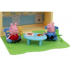 Giochi Preziosi - Peppa Pig- Playset Casa Pop Up, con 3 Stanze Diverse e 2 Personaggi Inclusi, trasportabile per giocare anche f