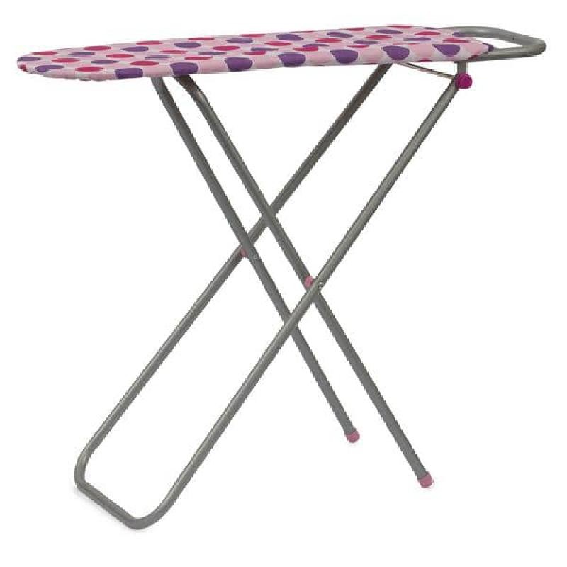 Asse da stiro richiudibile in metallo, con 3 grucce incluse - GGI210107