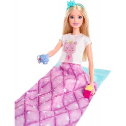 Mattel - Barbie Princess Adventure Daisy e Bambola Nikki, con Outfit da Notte e Accessori - POS220186