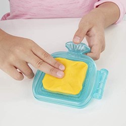 Hasbro Play-Doh - Sandwich formaggioso (Playset con 1 vasetto di Pasta da Modellare Play-Doh Elastix, 6 vasetti di Pasta da Mode