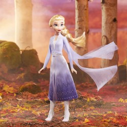 Hasbro - Disney Frozen Elsa, Fashion Doll con Capelli Lunghi e Abito Ispirato al Film Frozen 2, F07965X0