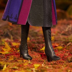 Hasbro - Disney Frozen - Anna Fashion Doll con capelli lunghi e abito ispirato al film Frozen 2, F07975X0