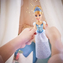 Hasbro - Disney Princess fashion doll, Royal Shimmer, Cinderella, F08975X6