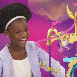 Hasbro Royal Racing Ziplines, playset del Castello Ispirato al Film My Little Pony: Una Nuova Generazione, Giocattolo da 56 cm c
