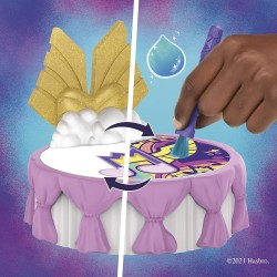 Hasbro - My Little Pony: Una Nuova Generazione, Royal Room Reveal di Princess Pipp Petals, Pony da 7,5 cm, F38835L00