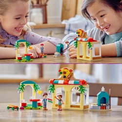 LEGO Friends La Pizzeria di Heartlake City, Set con Pizza e Cibo Giocattolo, con Mini Bamboline di Olivia ed Ethan, Giochi per B