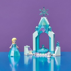 LEGO 43199 - Disney Il Cortile del Castello di Elsa, Giocattolo con Principessa Frozen 2, Collezione Abito Diamante - LG43199