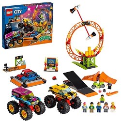 LEGO City Stuntz Arena dello Stunt Show, Set con 2 Monster Truck Giocattolo, 2 Automobiline, Moto Giocattolo con Meccanismo a Sp