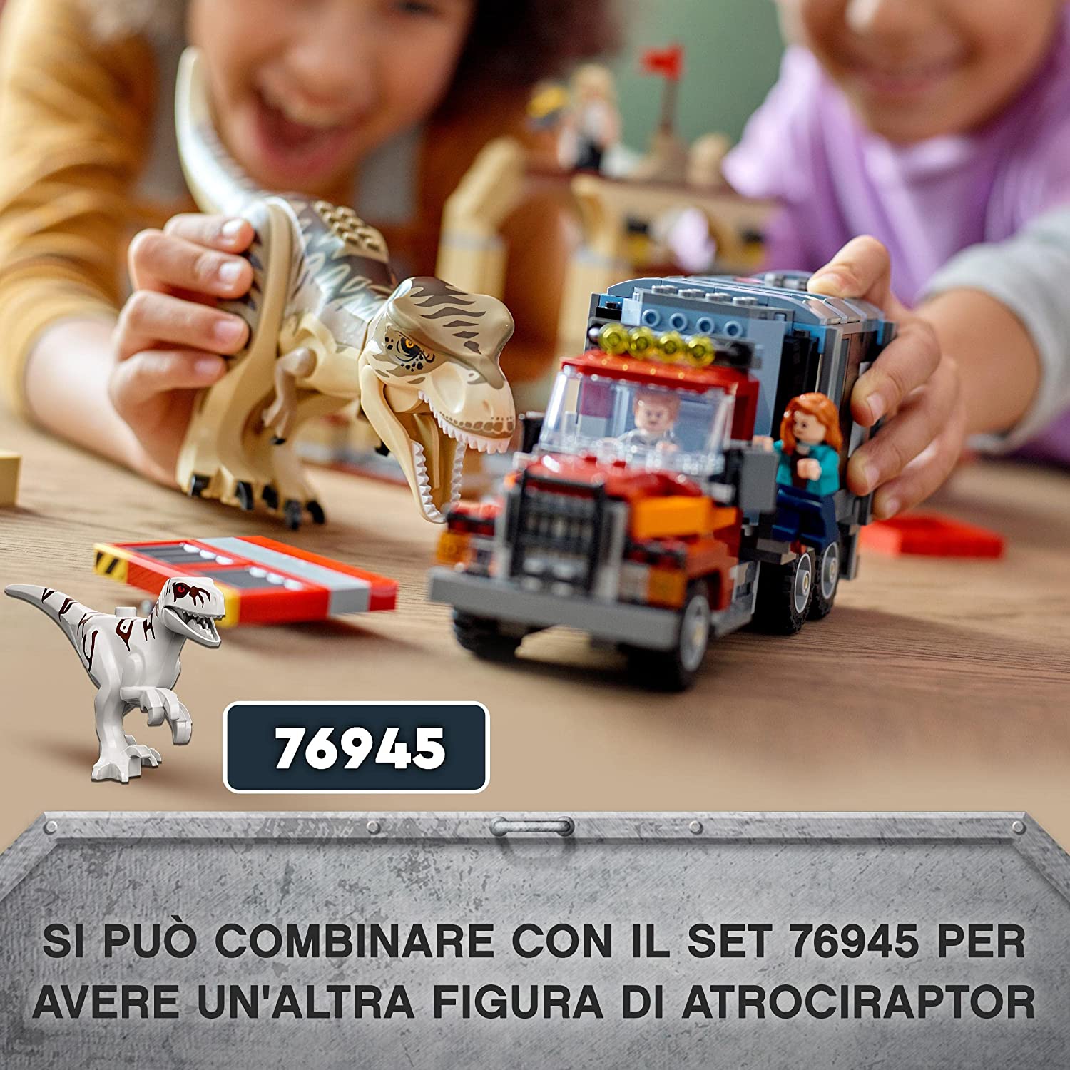 LEGO Jurassic World La Fuga del T. rex e dell'Atrociraptor, Giochi per  Bambini dai 8 Anni in su con 4 Minifigure, Camion e Dinos