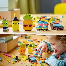 LEGO 11027 Classic Divertimento Creativo - Neon, Costruzioni in Mattoncini con Macchina Giocattolo, Alieni e Pattini a Rotelle, 