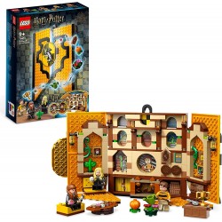 LEGO 76412 Harry Potter Stendardo della Casa Tassorosso da Parete, Sala Comune del Castello di Hogwarts con 3 Minifigure, Giochi