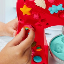 Play-Doh Kitchen Creations - Il Magico Mixer, impastatrice Giocattolo con Finti Accessori da Cucina - F47185L00