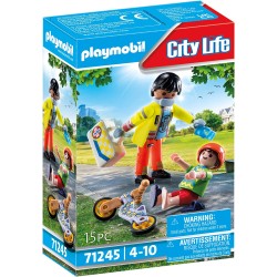 Playmobil - City Life 71245 Paramedico con Bambino