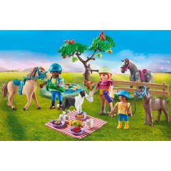 Playmobil - Country 71239 Picnic coi Cavalli, picnic in famiglia in campagna