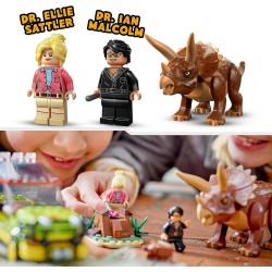 LEGO 76959 Jurassic Park La Ricerca del Triceratopo, Set Dinosauro Giocattolo con Macchina Ford Explorer e Minifigure, Collezion