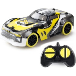 Rocco Giocattoli - Scatenati a Tutta velocità con quest auto compatta dal Design Sportivo