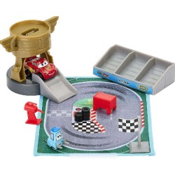 Mattel - Disney Pixar Cars Die Cast Metal Mini Racers Piston Cup Race Mini Playset - HJC47