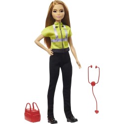 Mattel - Barbie - Bambola Paramedico Bruna con Stetoscopio, Kit di Pronto Soccorso e Tanti Accessori - GYT28