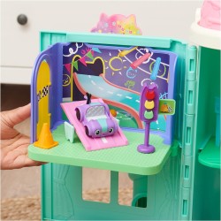 Spin Master - Gabby s Dollhouse, Stanza dei Giochi Purr-ific con la macchinina Giocattolo Carlita - 6064149