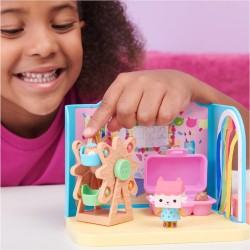 Spin Master - Gabby s Dollhouse Deluxe Room Set Craft Room - 6064151