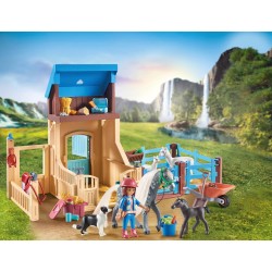 PLAYMOBIL Horses of Waterfall 71353 - Stalla con recinto, avventure nel pittoresco Waterfall Ranch con Amelia e Whisper