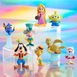 Disney 100 - Pack Laughter, giocattolo da collezione con personaggi Disney, include 8 figure diverse, licenza ufficiale al 100%,