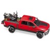 BRUDER 02502 â€“ Veicolo RAM 2500 Power Wagon con Moto Scrambler Ducati Desert Sled e Personaggio