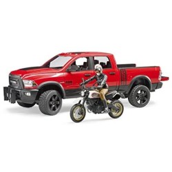 BRUDER 02502 â€“ Veicolo RAM 2500 Power Wagon con Moto Scrambler Ducati Desert Sled e Personaggio