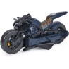 Spin Master - DC Comics, Veicolo Batman Adventures 2 in 1, Batcycle Trasformabile, Macchina Batman Compatibile con Tutte Le Acti