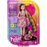 Mattel - Barbie - Super Chioma Bambola Petite con abito a cuori, capelli fantasia lunghi 21,6 cm, 15 accessori alla moda - 8 con