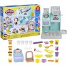 Hasbro - Play-Doh, Kitchen Creations, La Caffetteria Super Colorata, playset con 20 accessori e 8 vasetti di pasta modellabile -