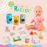 Famosa - Nenuco Cura & Ricicla NFN98000, Bambola 42 cm con corpo rigido, accessori per la pappa, per il cambio del pannolino e p