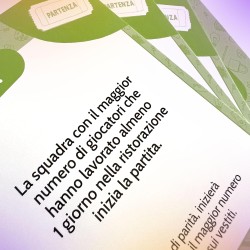 Asmodee QNS? Quanto ne sai da 1 a 10? Gioco da tavolo, 10+ Anni, 2-6 Giocatori, Edizione in Italiano