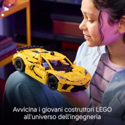 LEGO - Technic Chevrolet Corvette Stingray - Modello di Auto da Corsa da Costruire, Fan delle Macchine Giocattolo e Veicoli Spor