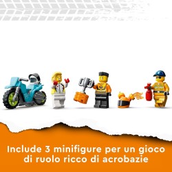 LEGO 60357 City Stuntz Stunt Truck: Sfida dell’Anello di Fuoco con Moto Giocattolo Carica e Vai, Idea Regalo Divertente per Bam