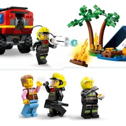 LEGO 60412 City Fuoristrada Antincendio e Gommone di Salvataggio, Camion dei Pompieri, Rimorchio per Barca, 2 Minifigure Vigili