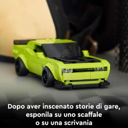 LEGO 77237 Speed Champions Sports Car Dodge Challenger SRT Hellcat - Modellino di Auto da Corsa con Minifigure del Pilota
