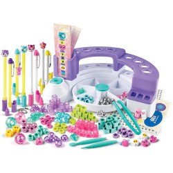 Clementoni Idea - Laboratorio delle Penne Message, Kit Creativo per Bambini con 100+ Accessori e 8 Penne Personalizzabili con L