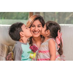 Clementoni Idea - 18877 Create Your Flowers, Kit Creativo per Comporre Fiori, con 2 Rose in Carta da Assemblare e Personalizzar