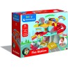 Clementoni 17559 Baby Fire Station, Pista Macchinine per Bambini 18+ Mesi, con 1 Macchinina Ribaltabile, Stimola Manualità e Cu