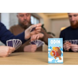 Helvetiq - Odin - Gioco di Carte Ispirate ai Vichinghi - Crea Le Migliori Combinazioni con Le tue Carte per Vincere - da 2 a 6 