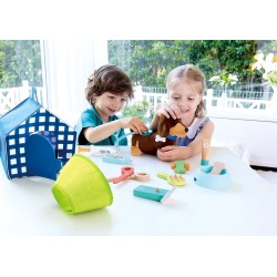 Hape - Set Veterinario, Kit Giocattolo in Legno per Bambini, Clinica veterinaria Portatile