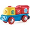 Hape - E3820 Piccola locomotiva con pulsante, alimentazione a batterie, gioco adatto per bambini, colori Rosso, Giallo e Blu
