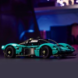 LEGO 42208 Technic Aston Martin Valkyrie - Modellino da Costruire di Auto Sportiva - Macchina Giocattolo con Motore V12 e Porte