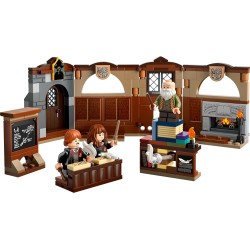 LEGO 76442 Harry Potter Castello di Hogwarts: Lezione di Incantesimi con 3 Minifigure da Collezione tra cui Hermione Granger e 