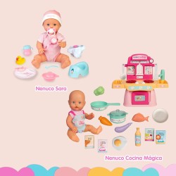 Famosa NFNE3000 Nenuco Magic Cooking, Bambola 30 cm, corpo rigido, con piccola cucina con luci e suoni e accessori,+3 anni