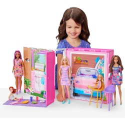Mattel Barbie - Loft Casa Delle Vacanze, Plyaset con Bambola Bionda Inclusa e 4 Aree di Gioco, 11 Accessori e Tante Stanze Arre