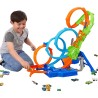 Hot Wheels - Mega Loop Super Scontri, pista ripiegabile con 3 anelli, zona di scontro a 3 corsie e boost motorizzato, include u