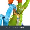 Hot Wheels - Mega Loop Super Scontri, pista ripiegabile con 3 anelli, zona di scontro a 3 corsie e boost motorizzato, include u